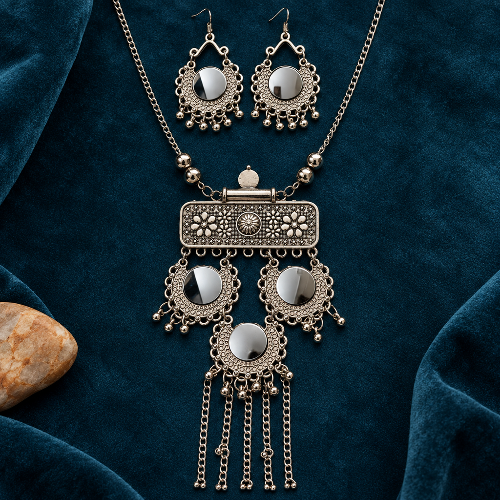 Aaina Rajsi Mirror Tassel Necklace Set | MyJhumki