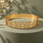 Jaalika Diamond Lattice Gold Bracelet | MyJhumki