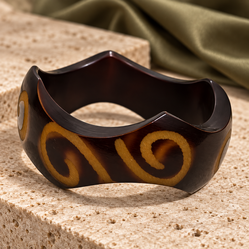 Maira Golden Swirl Acrylic Bangle | MyJhumki