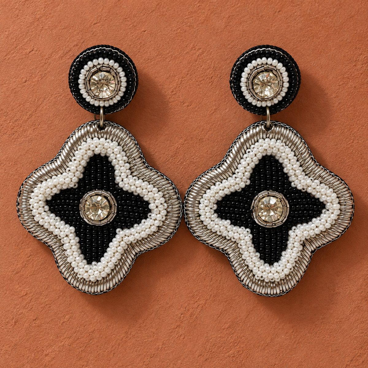 Noir Quatrefoil Beaded Earrings | MyJhumki