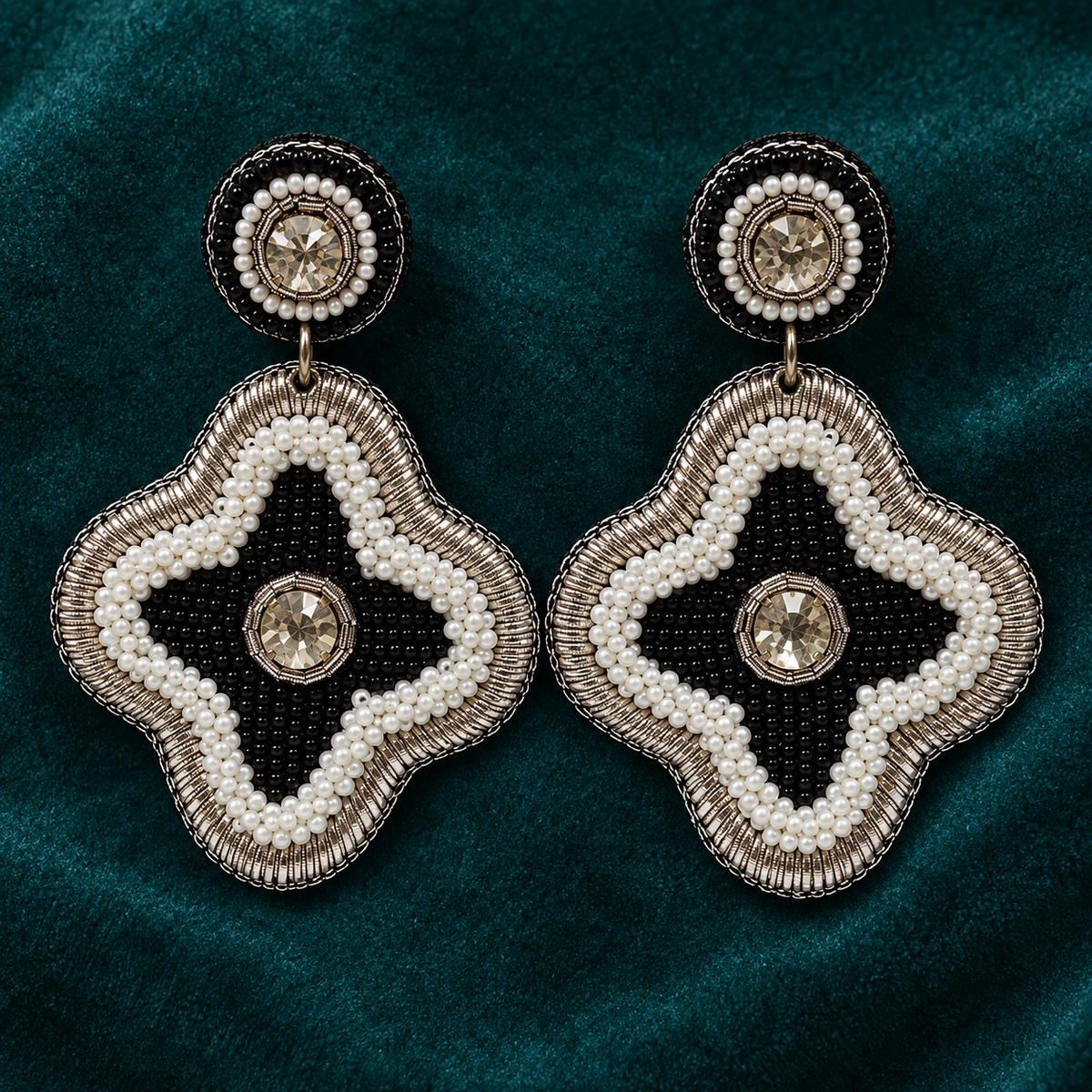 Noir Quatrefoil Beaded Earrings | MyJhumki