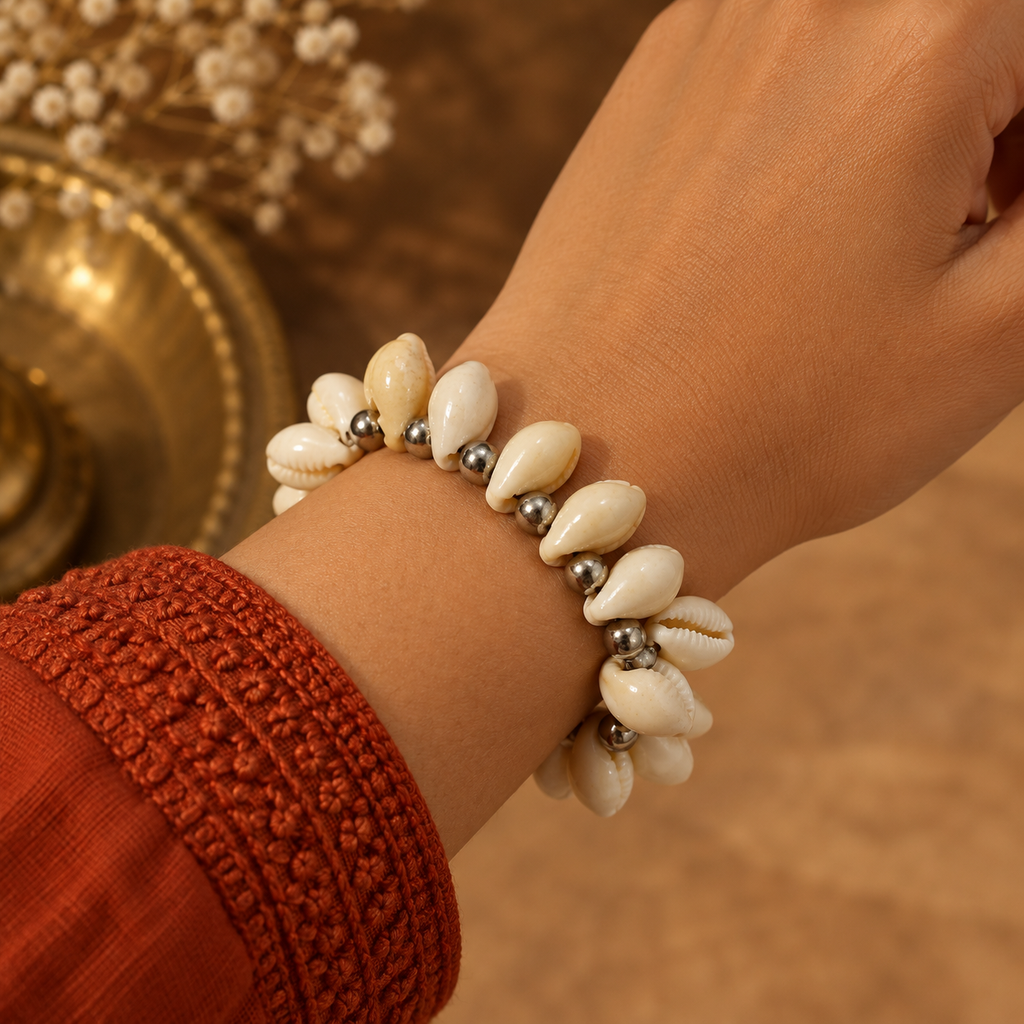 Samudra Ivory Cowrie Shell Bracelet | MyJhumki