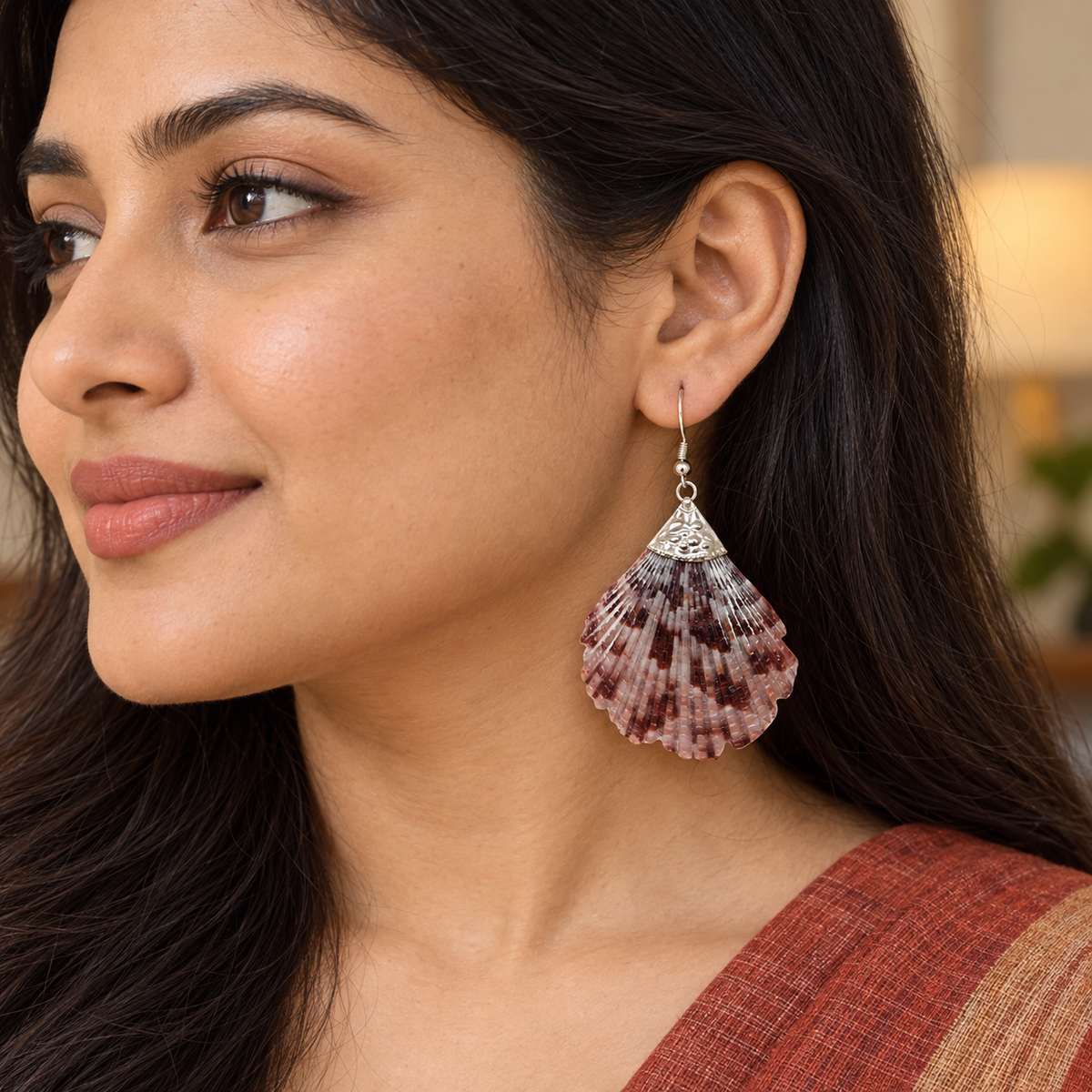 Samudra Mauve Scallop Shell Earrings | MyJhumki