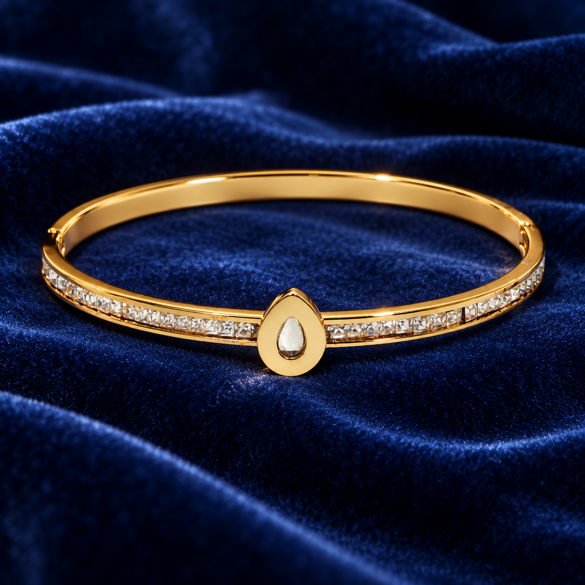 Shweta Teardrop Crystal Gold Bracelet | MyJhumki