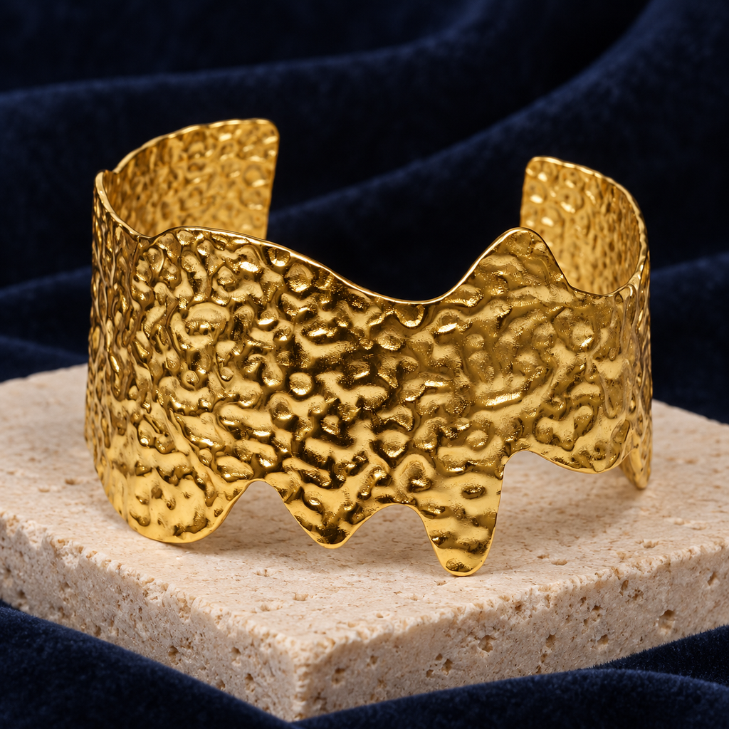 Tavisha Organic Hammered Gold Cuff Bracelet | MyJhumki